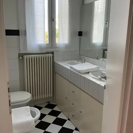 La Casa Sulle Mura Frühstückspension *